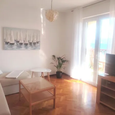 Apartman Sunny *